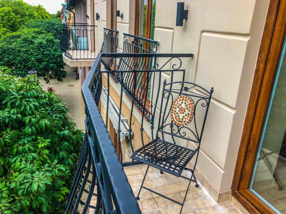 Holiday Apartmanház Harkány Kültér fotó