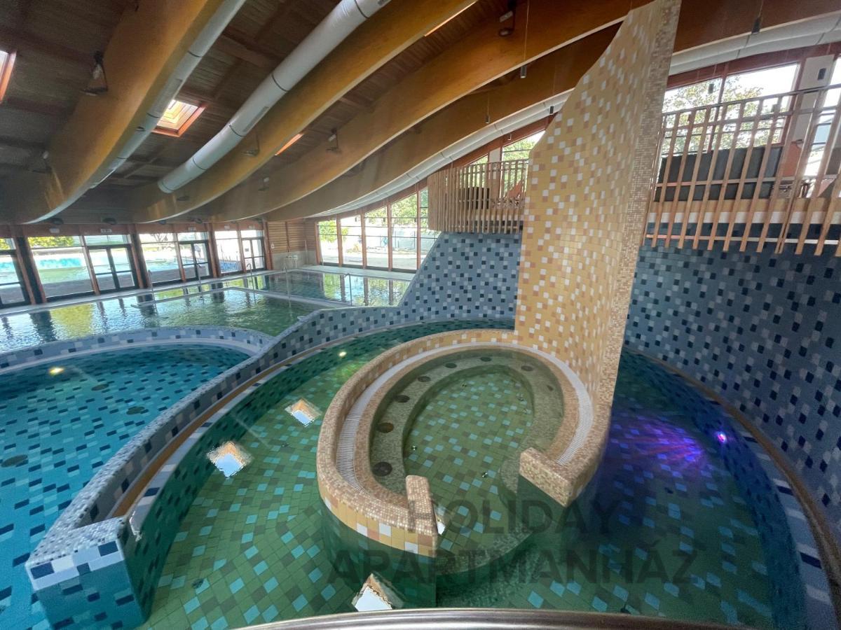 Holiday Apartmanház Harkány Kültér fotó